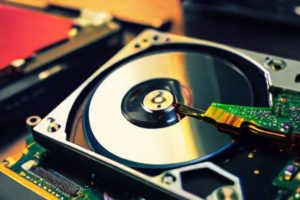 Dispositivos de Armazenamento A Evolução: Do HDD ao SSD