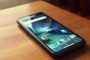 Review do Último Smartphone: Desempenho, Recursos, Inovações