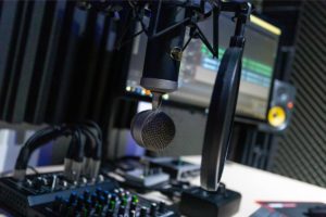 Geek Talk: Os Melhores Podcasts para quem Ama a Cultura Nerd