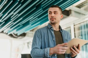 Etiqueta Digital: Navegando na Internet com Respeito e Empatia